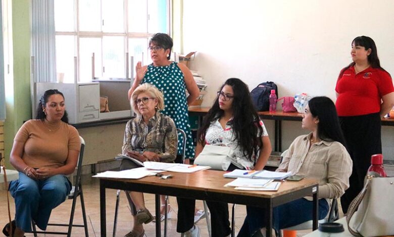 Imparten taller a educadoras