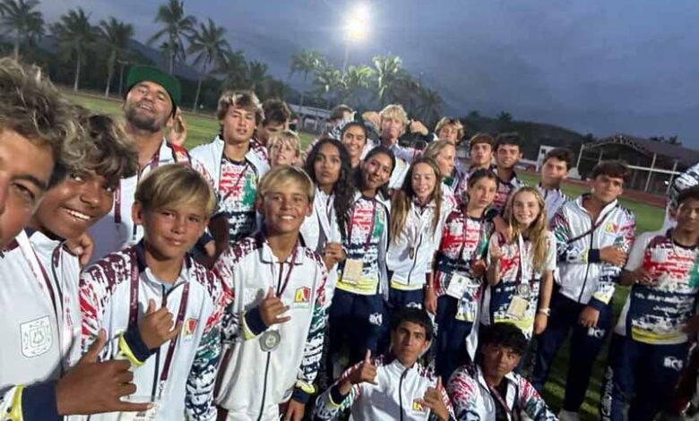 Dominan surfistas de La Paz