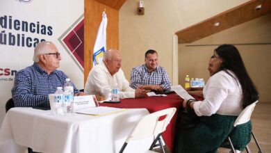 Gobernador Víctor Castro encabeza